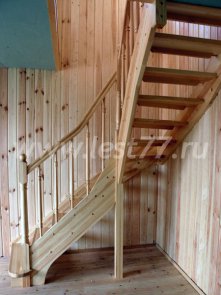 Лестница из сосны на мансарду 04-01