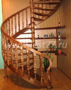 Винтовая лестница для частного дома 24-04