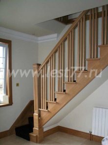 Одномаршевая лестница с забежными ступенями 14-06