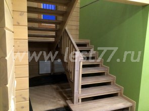 Открытая маршевая лестница из ясеня 20-20 Открытая маршевая лестница из ясеня 20-20